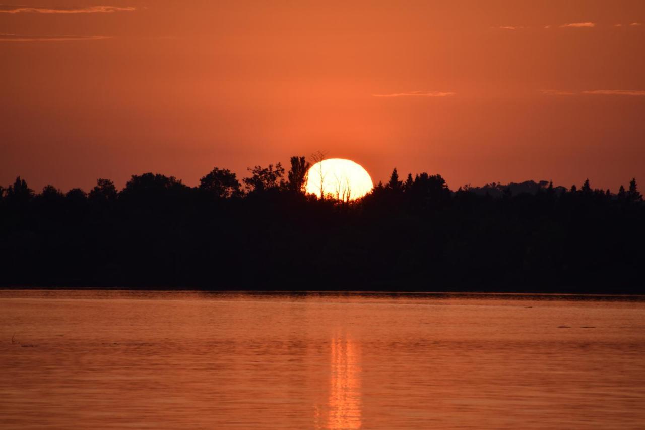 Le Cast'L 2 Coin De Paradis En Bord De Dordogne La Riviere (Gironde) Exterior foto